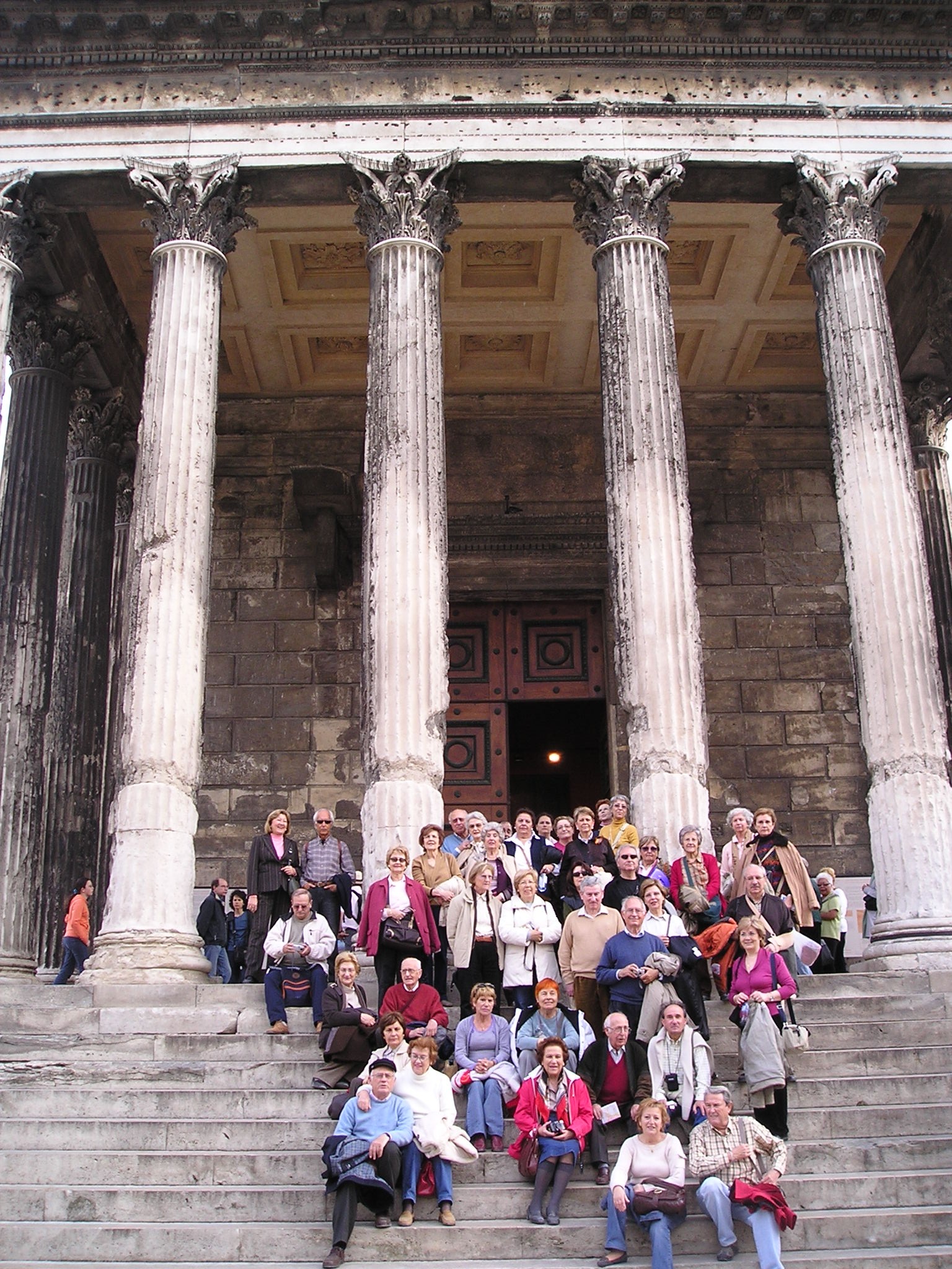 Visita a La Maison Carr&eacute;e Nimes