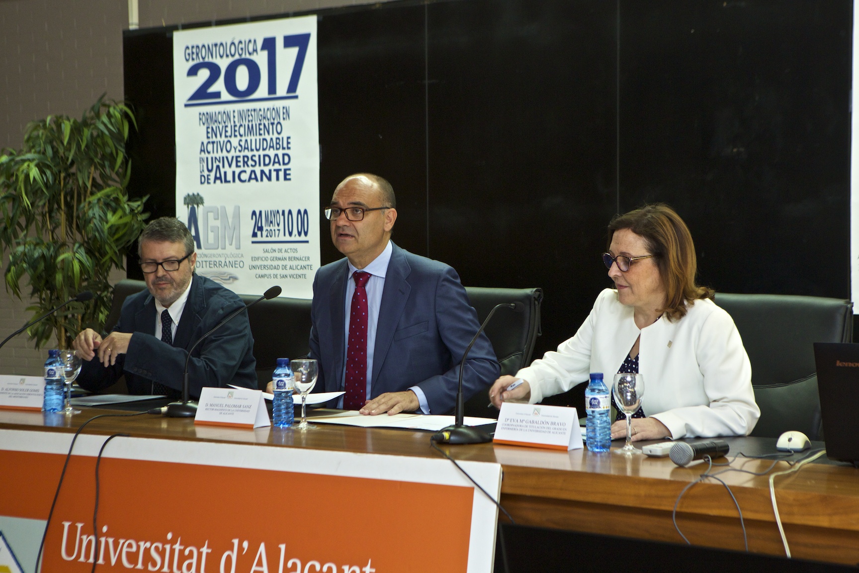 INAUGURACION GERONTOLOGICA 2017 28 - Autor: Roberto Ruiz - Taller de imagen.jpg