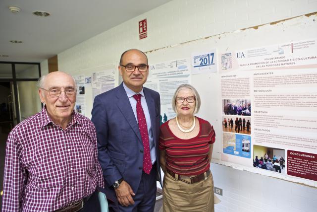 INAUGURACION GERONTOLOGICA 2017 132 - Autor: Roberto Ruiz - Taller de imagen.jpg