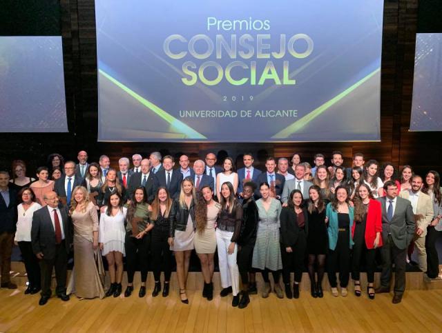 Fotos de Grupo Premiados Consejo Social